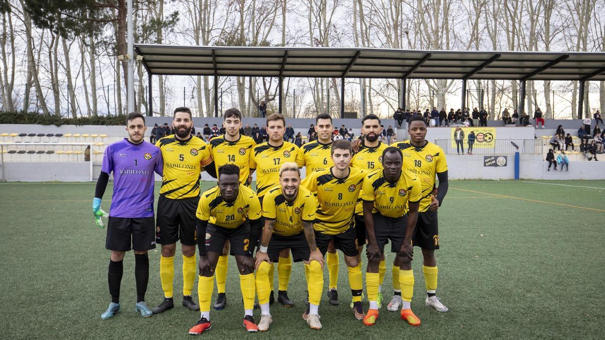 L’Esplais, abans del duel contra el Borrassà, el febrer passat a Castelló d’Empúries.