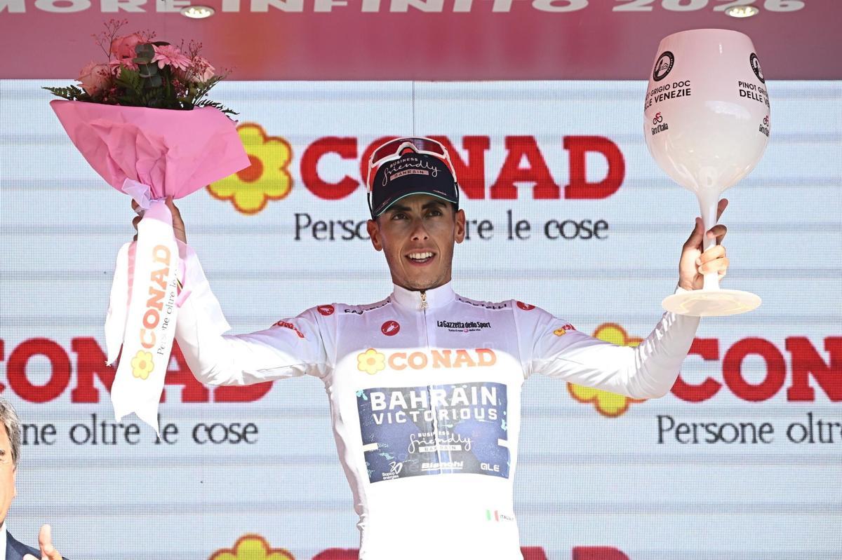 Las mejores imágenes de la 19ª etapa del Giro de Italia. Las mejores imágenes de la 19ª etapa del Giro de Italia.
