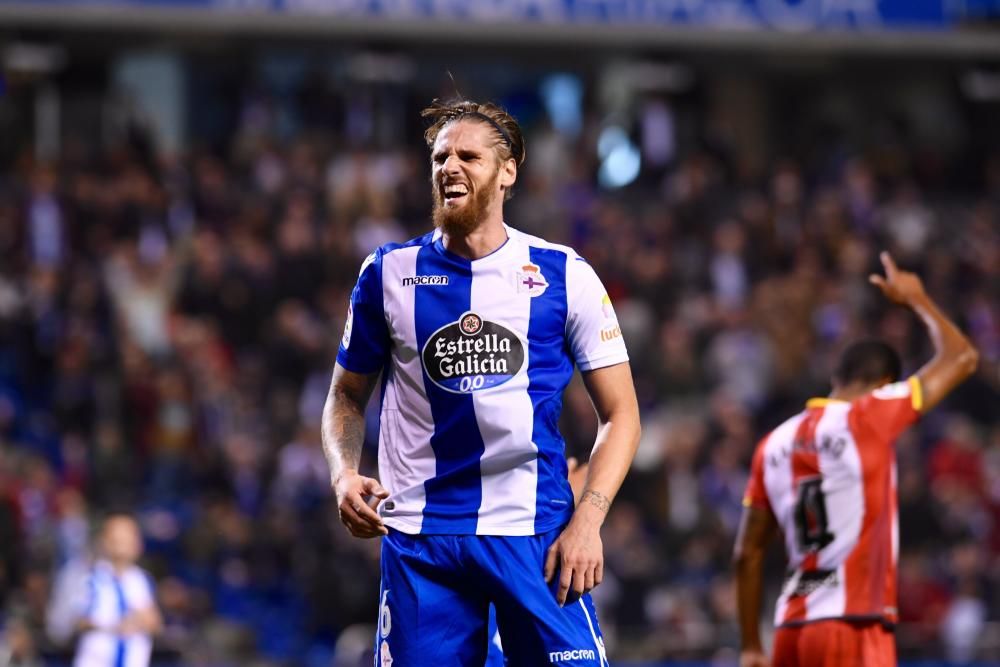 El Deportivo cae ante el Girona en Riazor