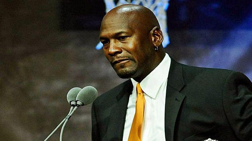 Michael Jordan, el día que fue incluido en el Salón de la Fama.