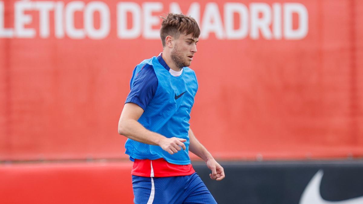 Ilias Kostis, defensa central del filial del Atlético de Madrid