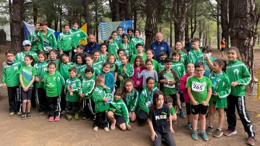 El Club Atlético Princesa Teseida se sube al podio de la Medalla de Oro por el Día de Canarias