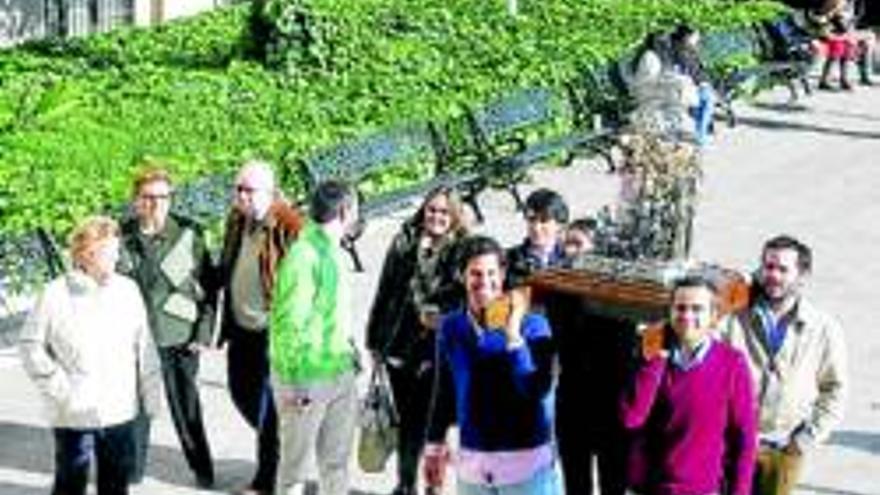 Las reliquias de San Juan de Avila visitan la Escuela de Magisterio Sagrado Corazón