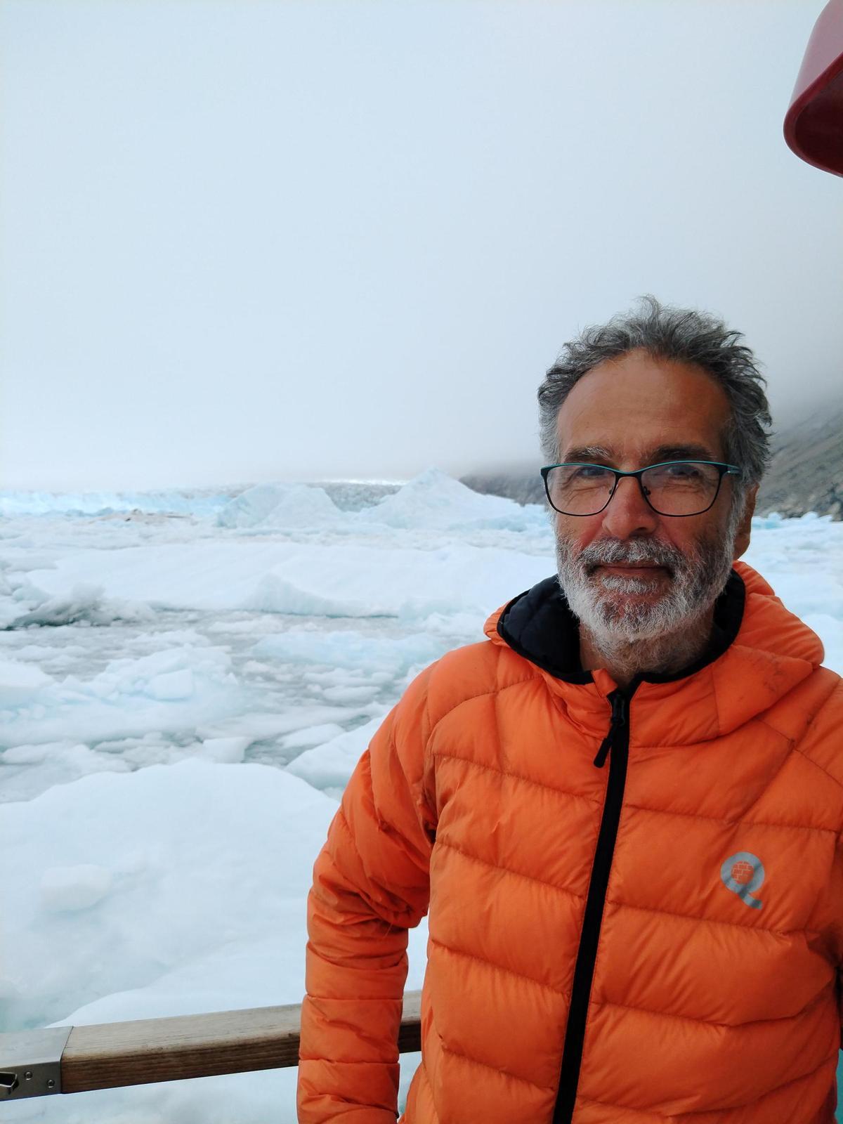 Ricardo López Valverde, quien lleva 27 años vviiendo entre Guadarrama, Galicia,  Laponia y Groenlandia.