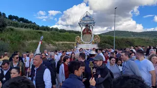 Bajada extraordinaria de la Virgen de Araceli por la Magna de Lucena