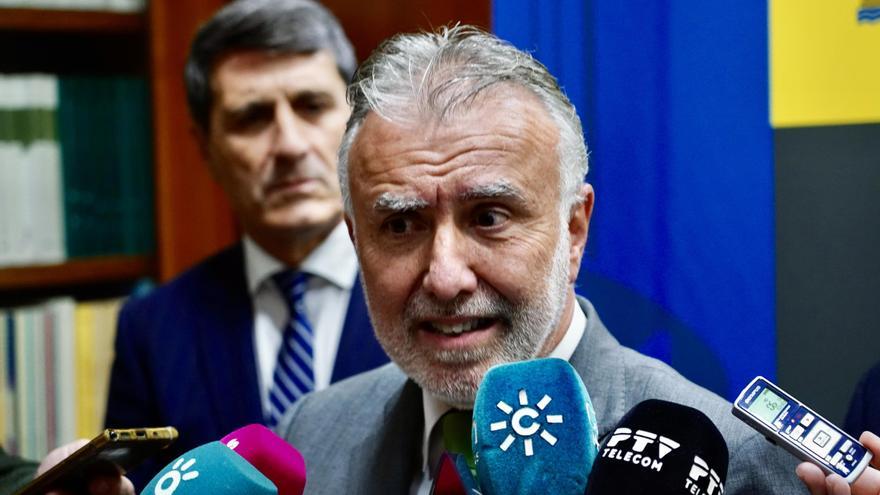 El ministro de Memoria Democrática en Málaga: “Me sentaré con quien sea para explicarle por qué hay que eliminar vestigios franquistas”