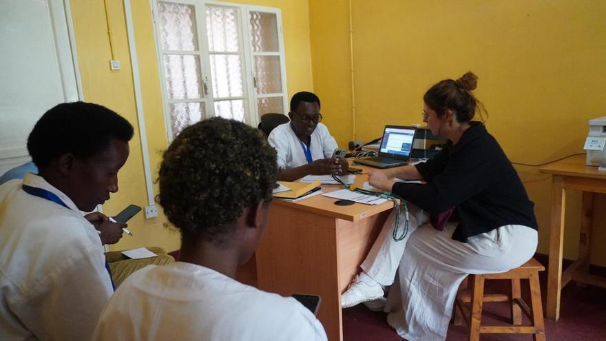 Crece la aventura solidaria de la UMH de Elche en Ruanda