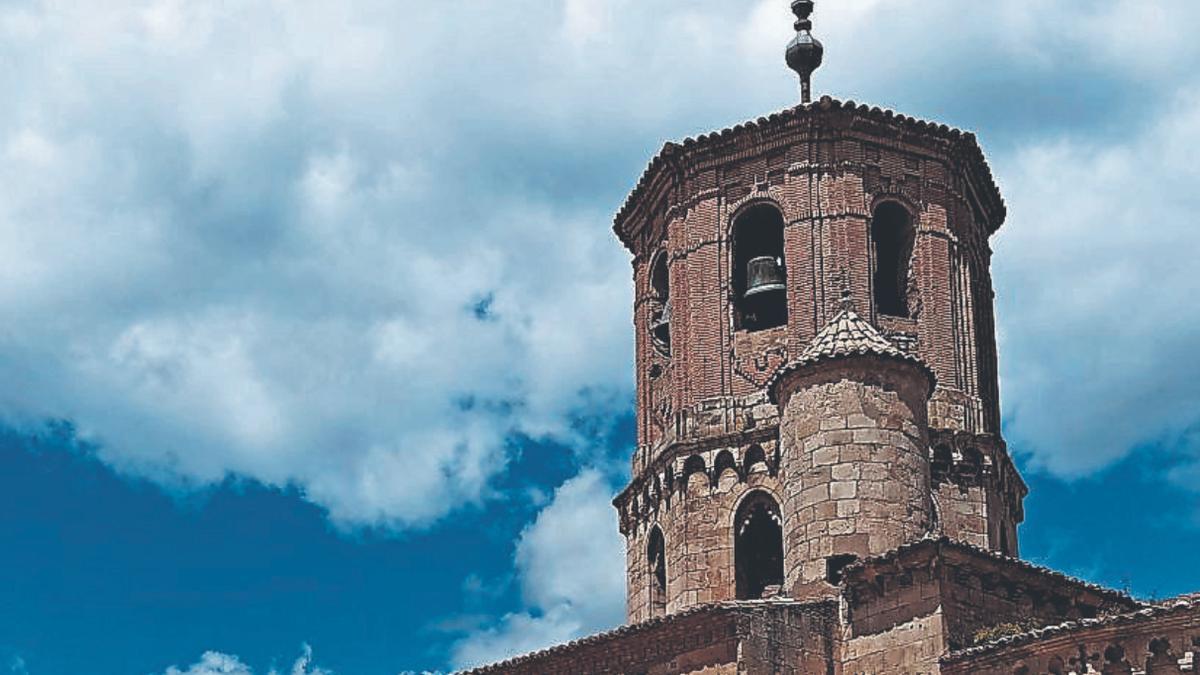 La iglesia de San Miguel en Almazán fue el templo en el que se bautizaron a los reyes destronados.