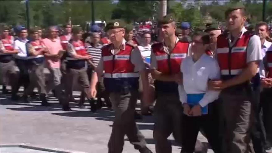 Comienza en Turquía el juicio a los militares acusados del golpe de estado