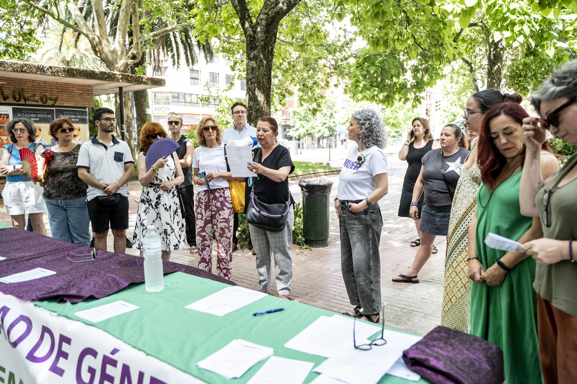 Fotogalería | Feministas extremeñas alzan la voz en Cáceres para que la ‘Ley Trans’ se declare inconstitucional