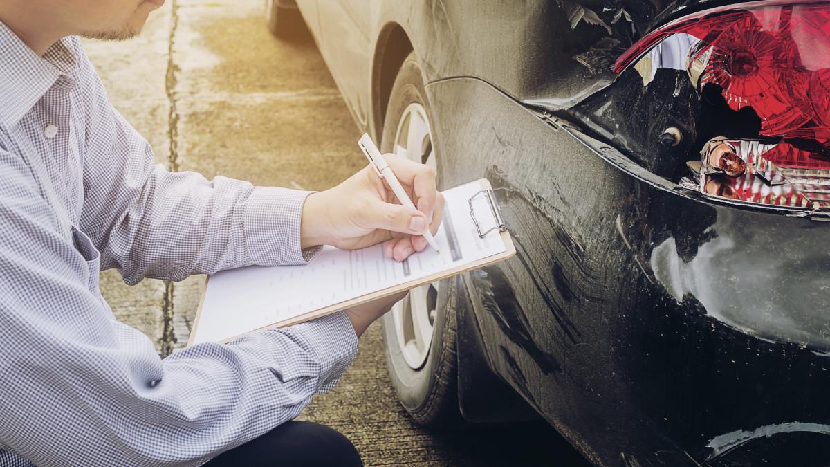 Revisa tu coche antes de ir a pasar la ITV