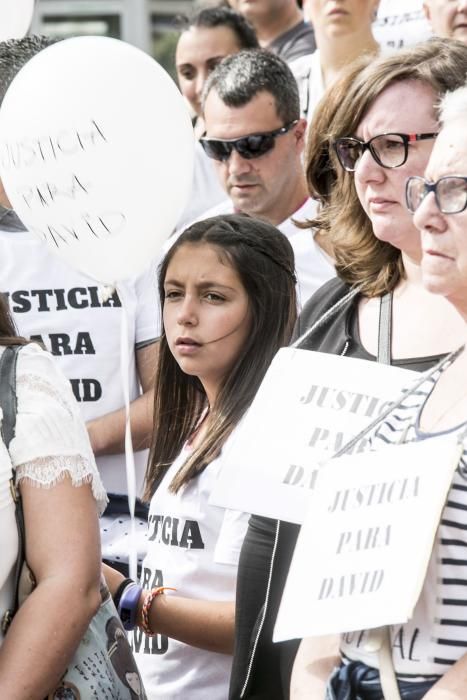 Concentración en Oviedo para pedir justicia para David Carragal