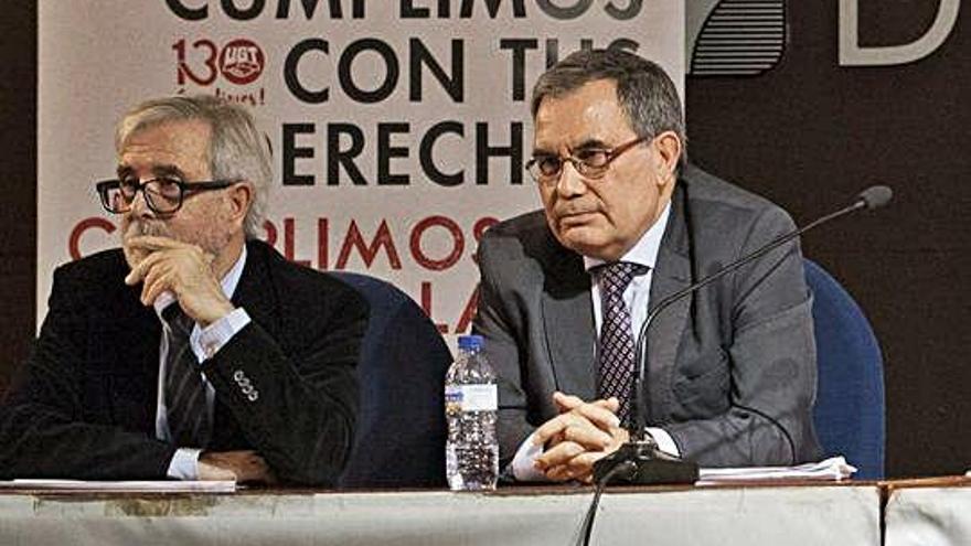 Sebastián Moralo, a la derecha de la imagen, ayer en Zamora.