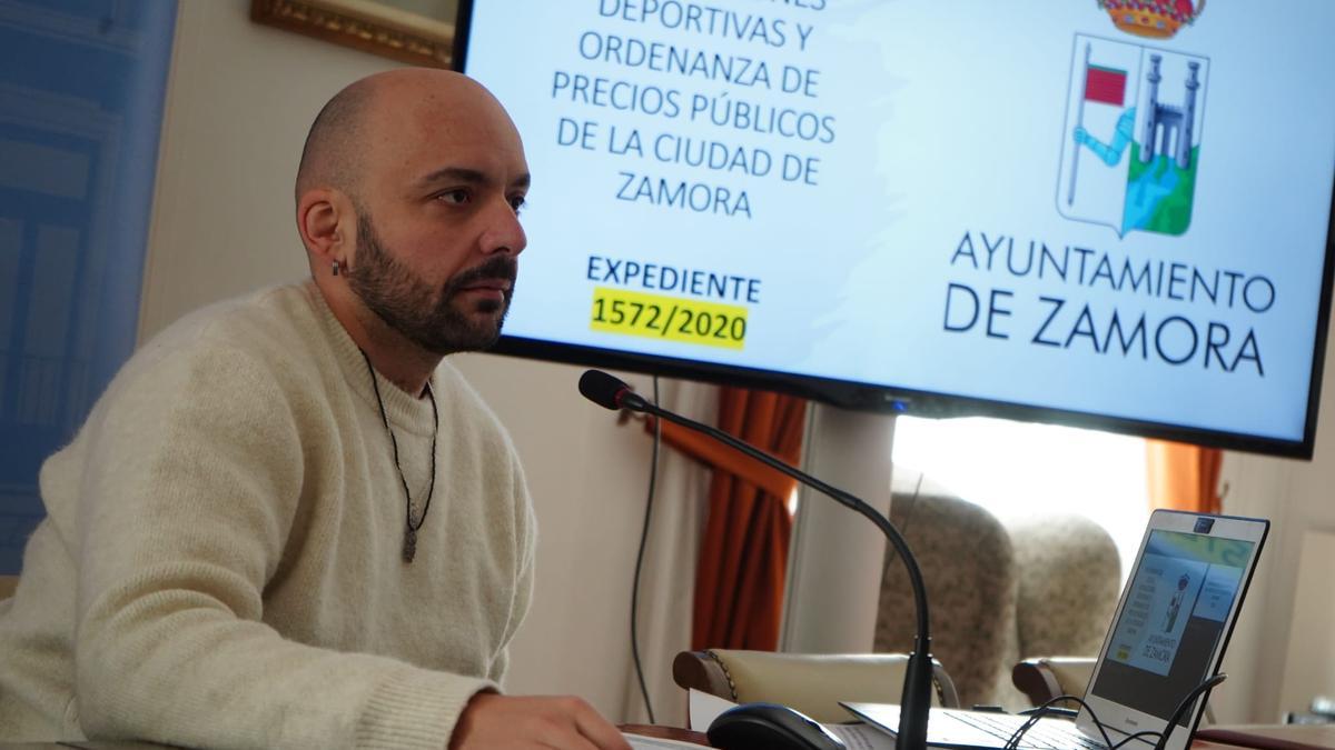 Manuel Alesander Alonso, en rueda de prensa