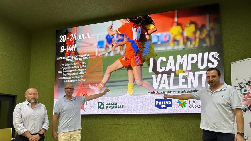 La Nucía acoge el I Campus Valenta de futbol femenino
