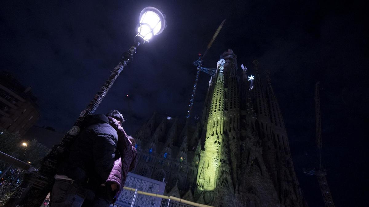 Homenaje a Gaudí en la Sagrada Familia '100 años de la finalización de la Torre Bernabé'