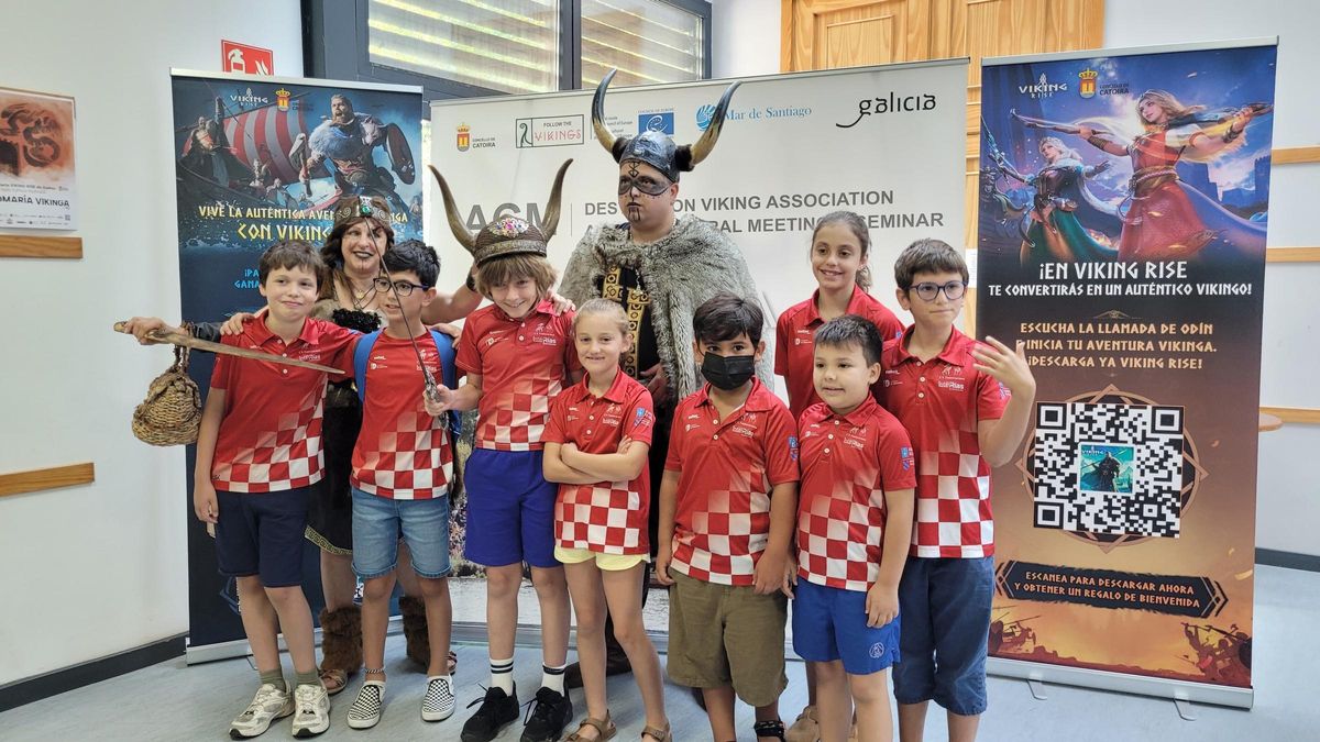 Vikingos reciben a los ajedrecistas en Catoira