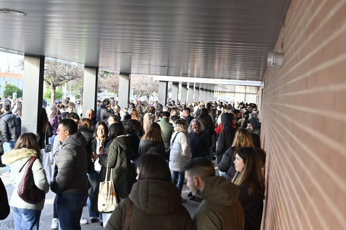 En imágenes I Oposiciones de Enfermería en Aragón