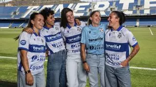 El Costa Adeje presenta  su primera equipación