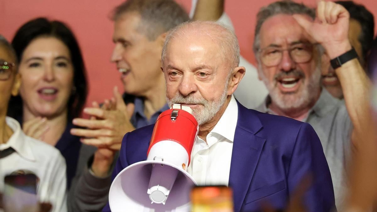 Por qué ha ganado Bolsonaro en Brasil? ¿Puede remontar Lula en la segunda vuelta? 5 claves de la sorpresa electoral