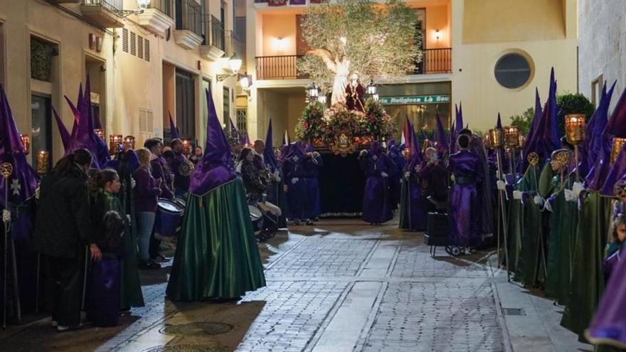 Semana Santa en Gandia: la Hermandad de la Oración de Jesús en el Huerto organiza una procesión extraordinaria por el XVIII Congreso Nacional de Getsemaní