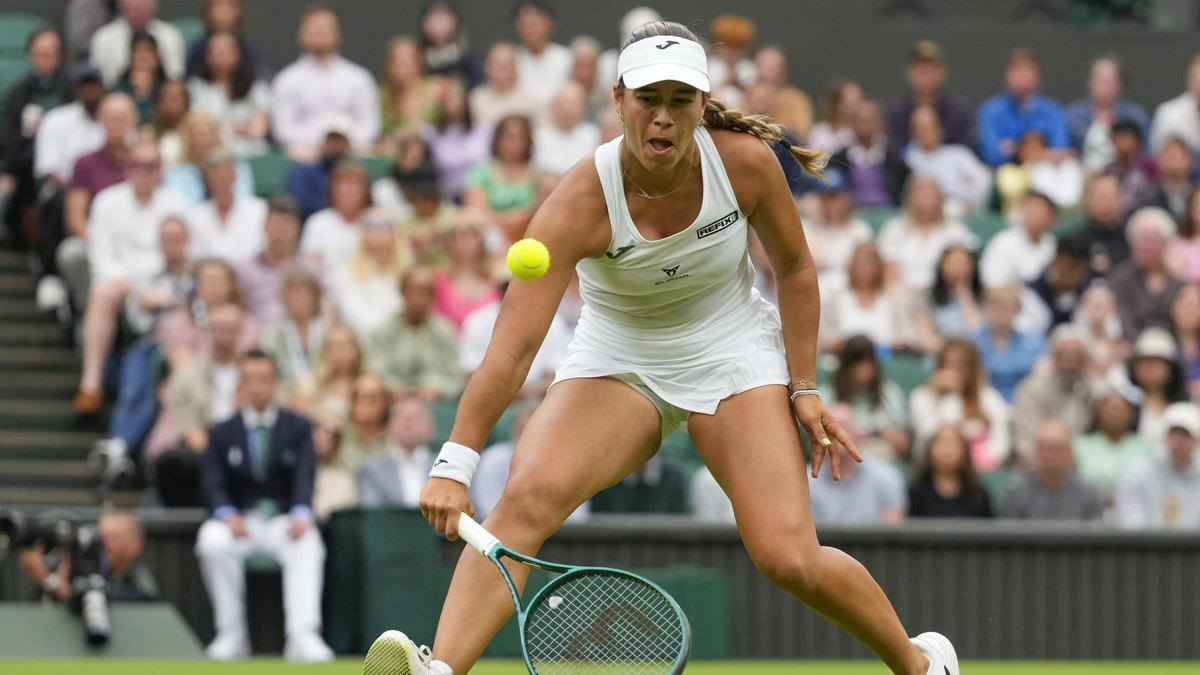 Jessica Bouzas durante un encuentro disputado en Wimbledon