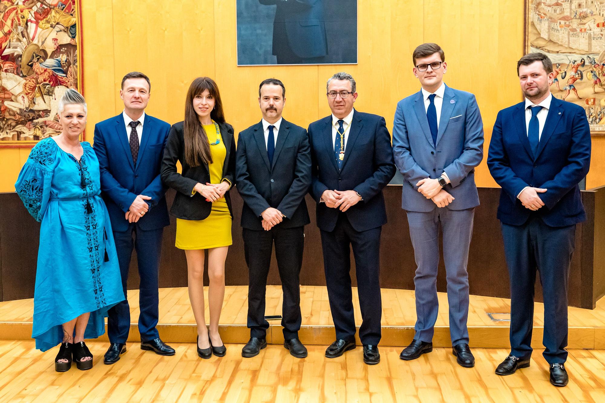 El Ayuntamiento otorga este reconocimiento a los ciudadanos de ese país para reconocer la valentía y capacidad de resistencia frente a los invasores rusos