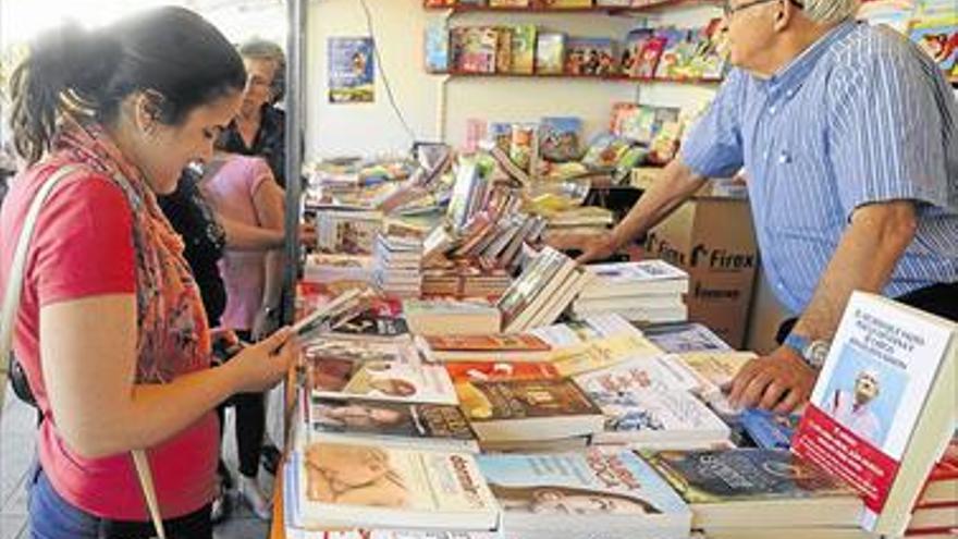 VILA-REAL DESPIDE SU FIRA DEL LLIBRE MÁS CONCURRIDA