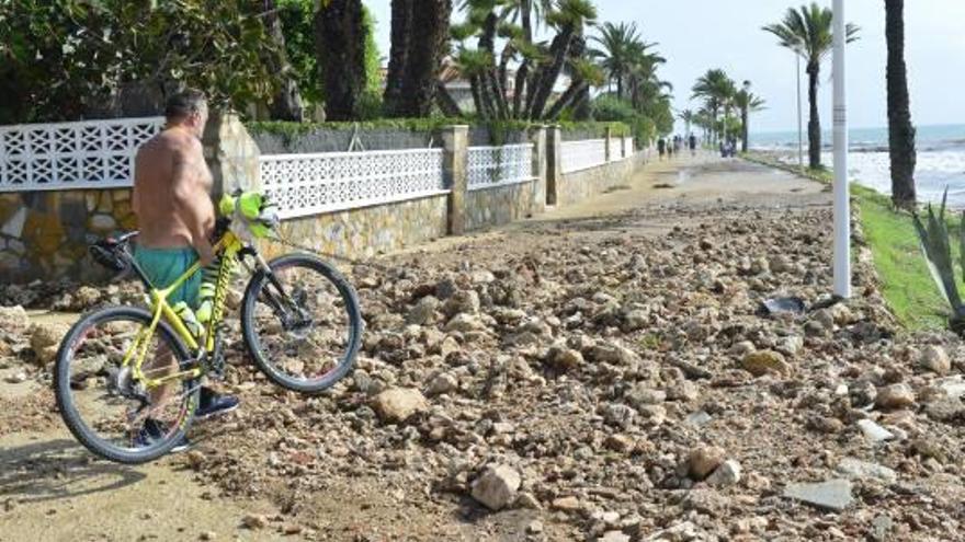 Santa Pola  se queda atrapada entre la sierra y el mar