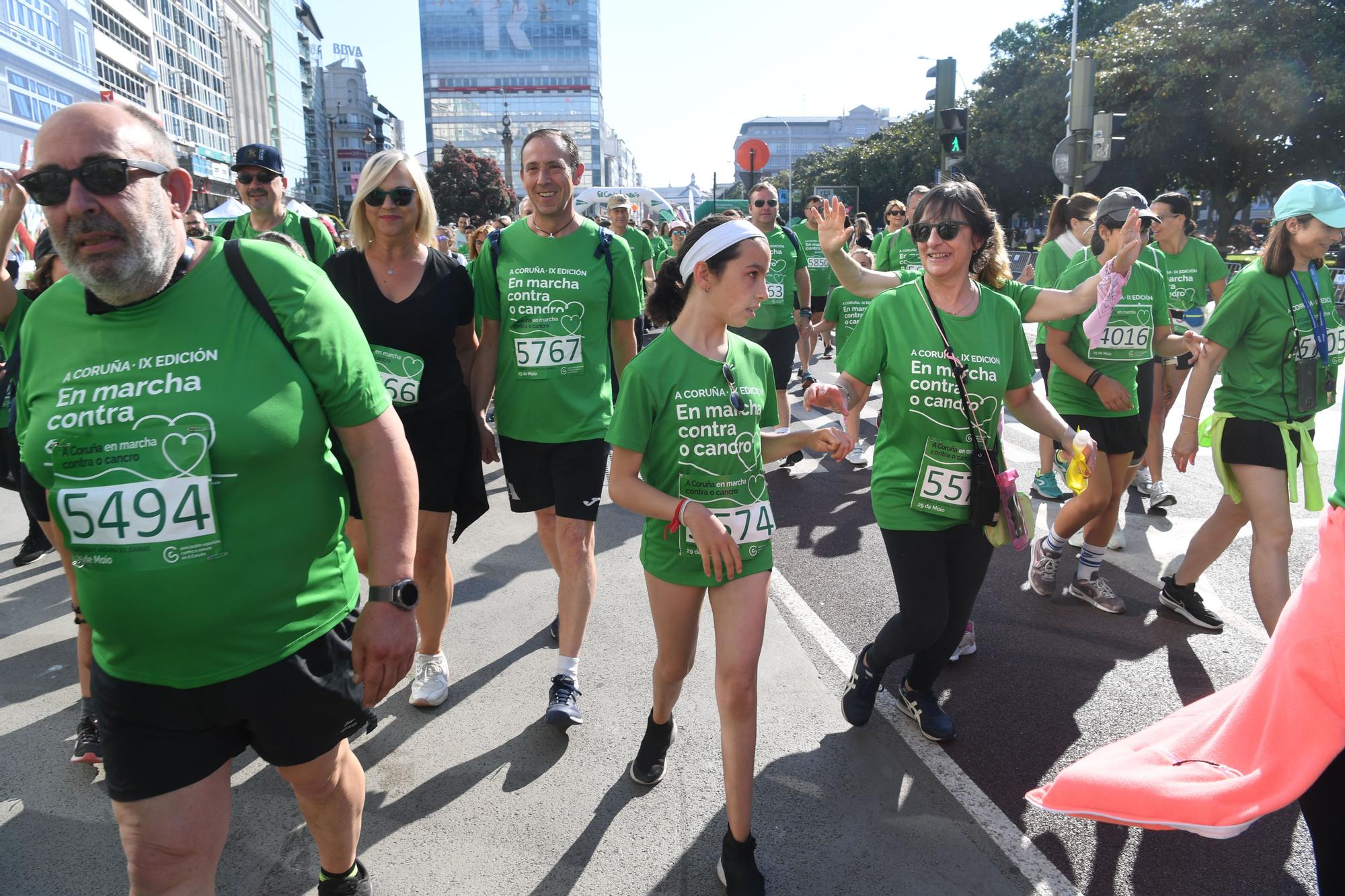 La Carrera contra el Cáncer tiñe de verde la ciudad