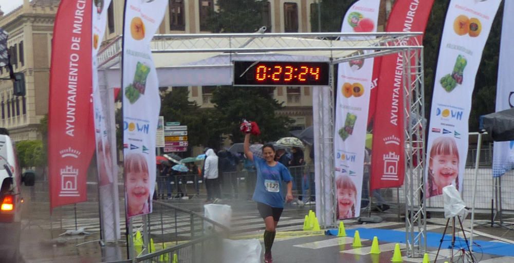 Llegada IV Carrera de la Mujer en Murcia (II)