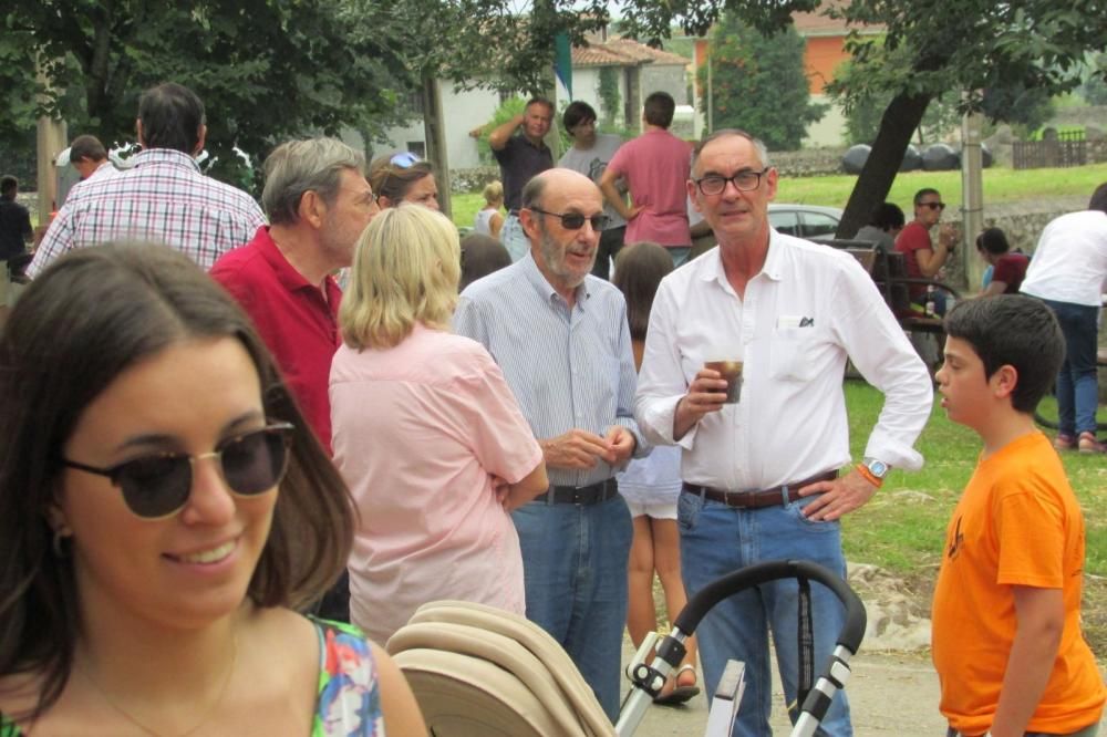 El último de verano de Rubalcaba en Llanes