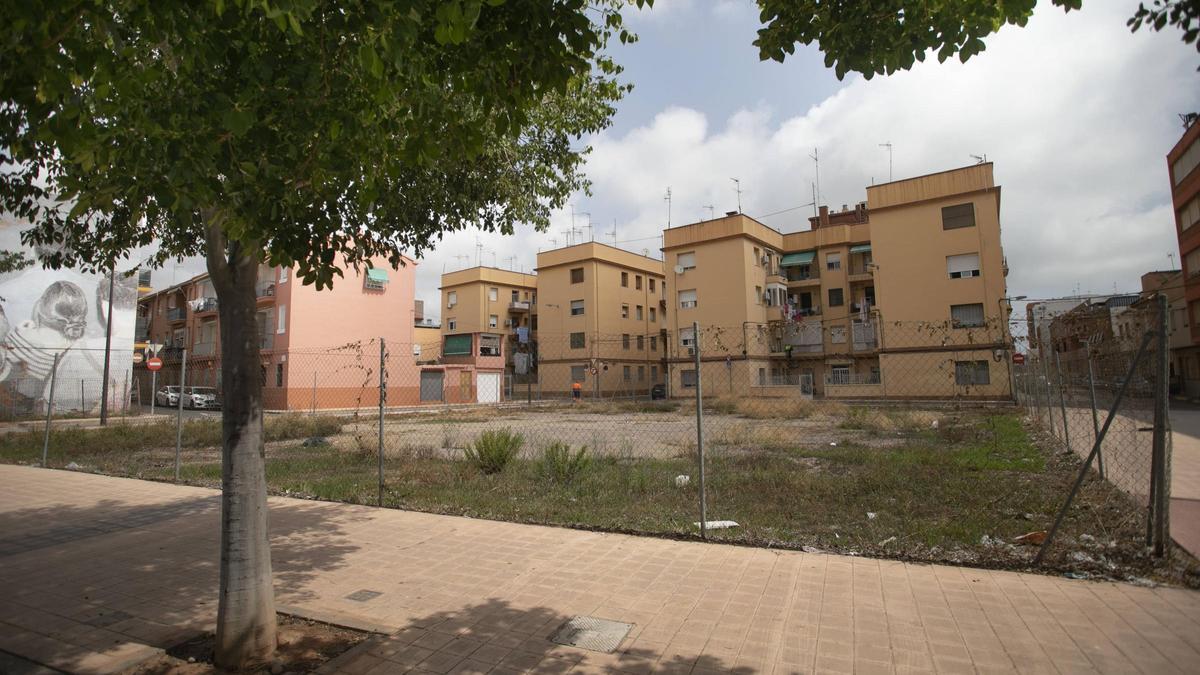 Parcela del PAI Gerencia en la que se contruirán 55 viviendas para alquiler social.