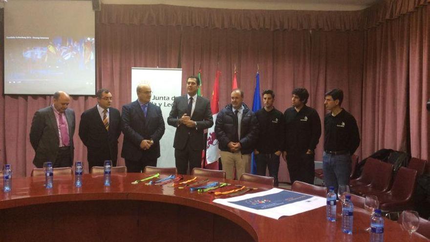 Fernando Rey, en el acto de reconocimiento a los alumnos.