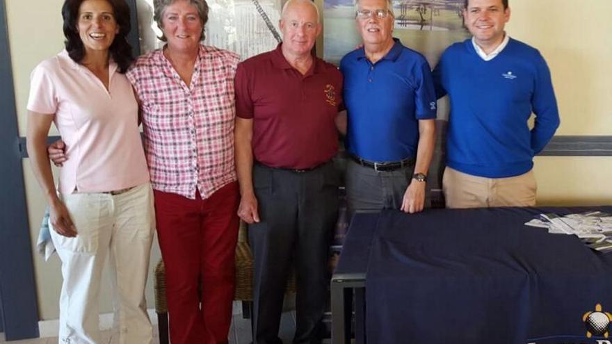 Un grupo de participantes en el torneo del Lorca Resort.