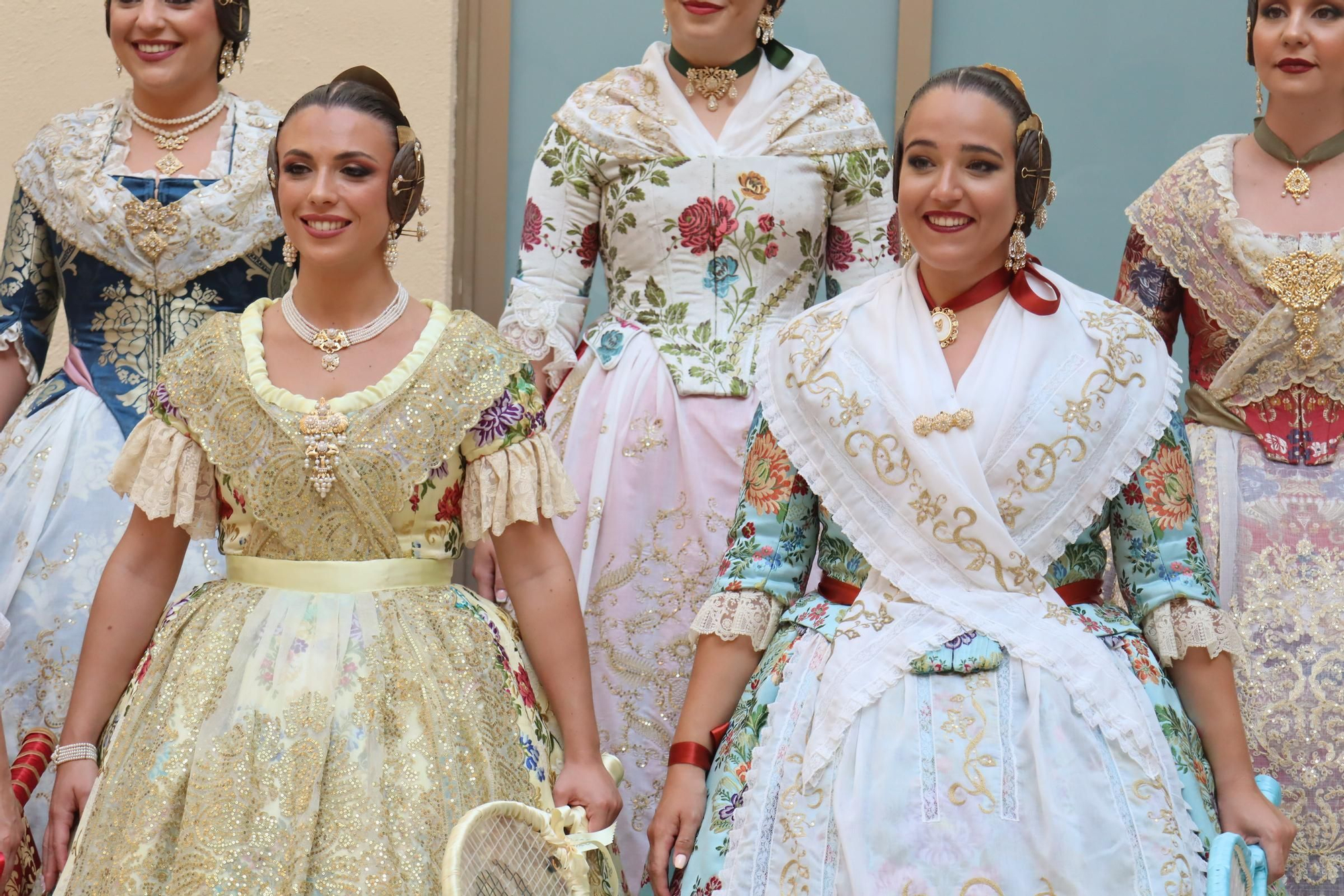 Las candidatas a Fallera Mayor de València 2026 se estrenan en la Batalla de Flores