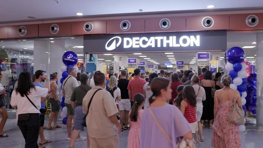 Afluencia multitudinaria en la puesta en marcha de Decathlon City en Fuerteventura