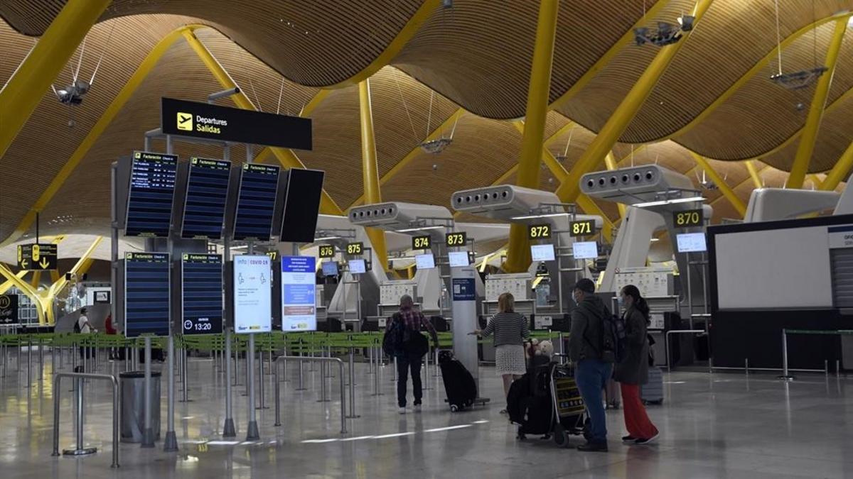 El aeropuerto de Madrid-Barajas, casi vacío el pasado día 5.