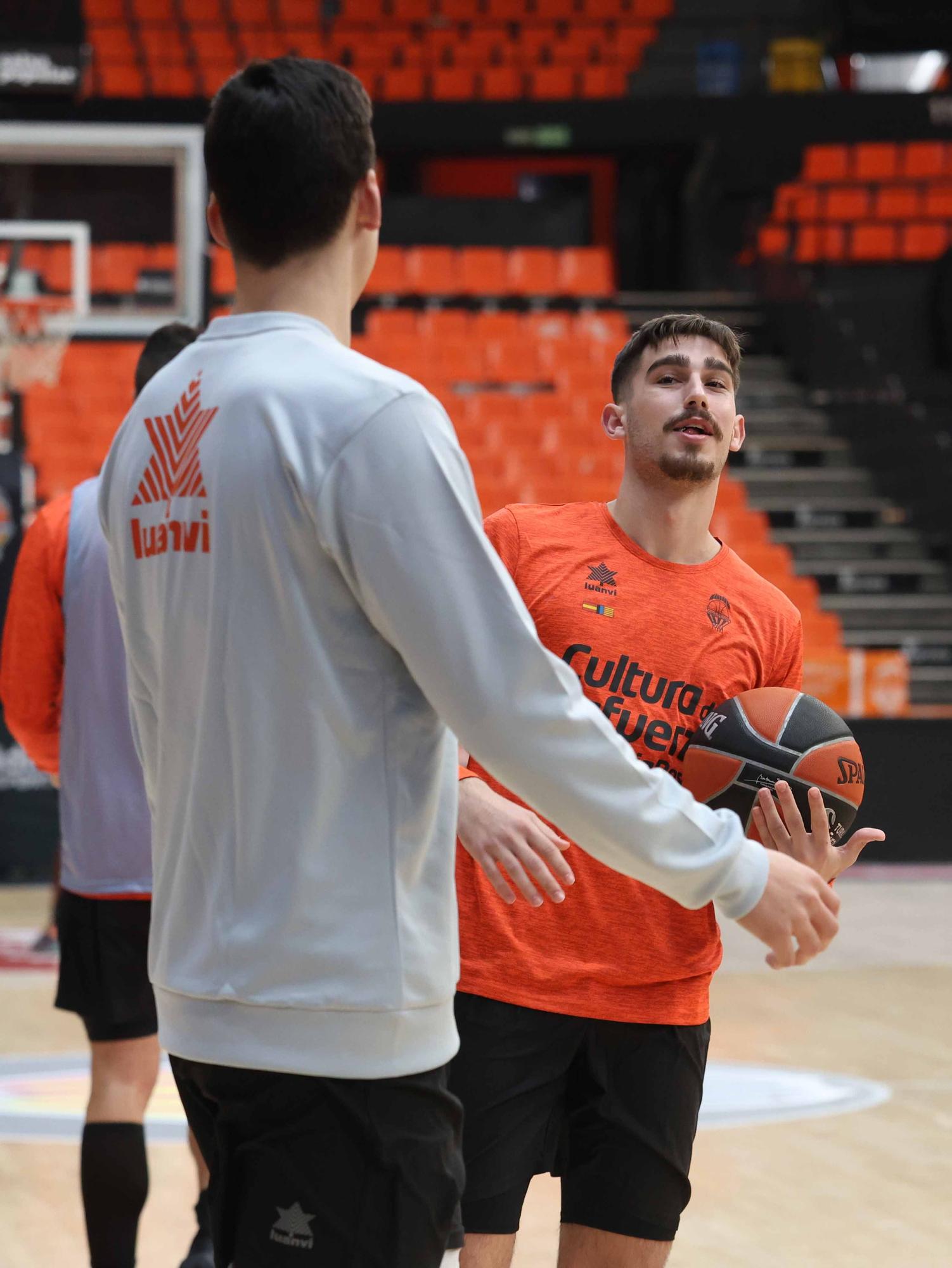 Entrenamiento previo al partido de Euroliga frente al  Meridianbet de Belgrado