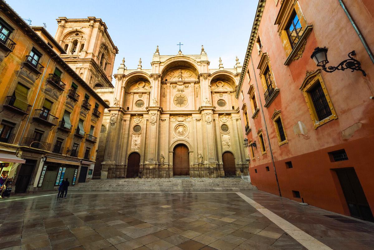 La catedral más impresionante de España alberga los sepulcros de los Reyes Católicos