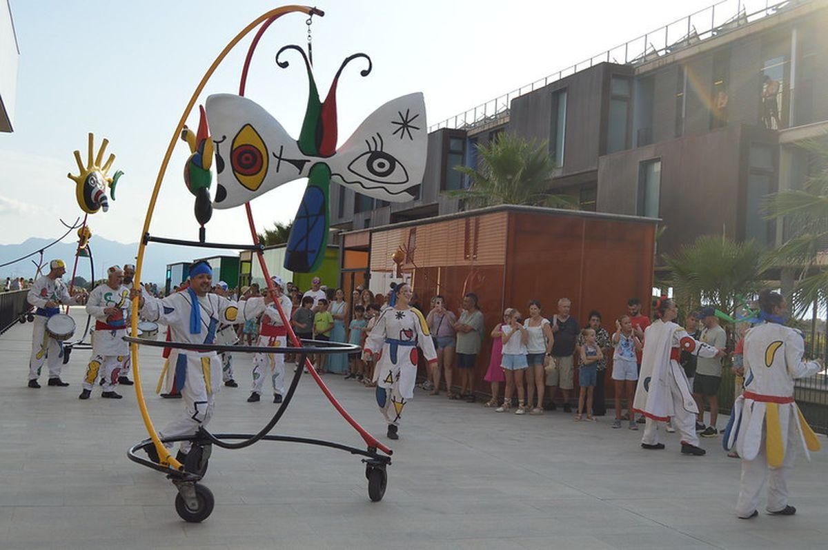 Xarxa Teatre ha puesto la magia a la tarde especial del eclipse total de sol.