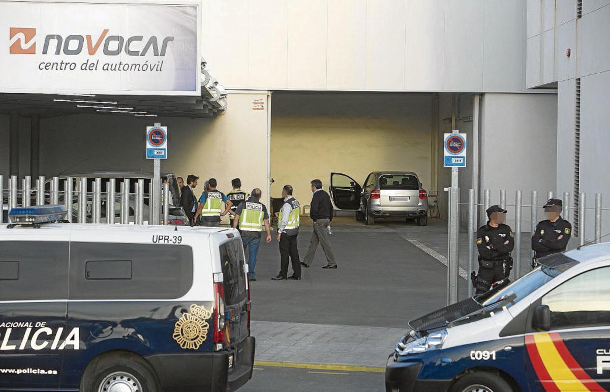 Panorámica de Novocar en una imagen tomada el martes durante la inspección ocular llevada a cabo por la Policía, el juez y el fiscal.