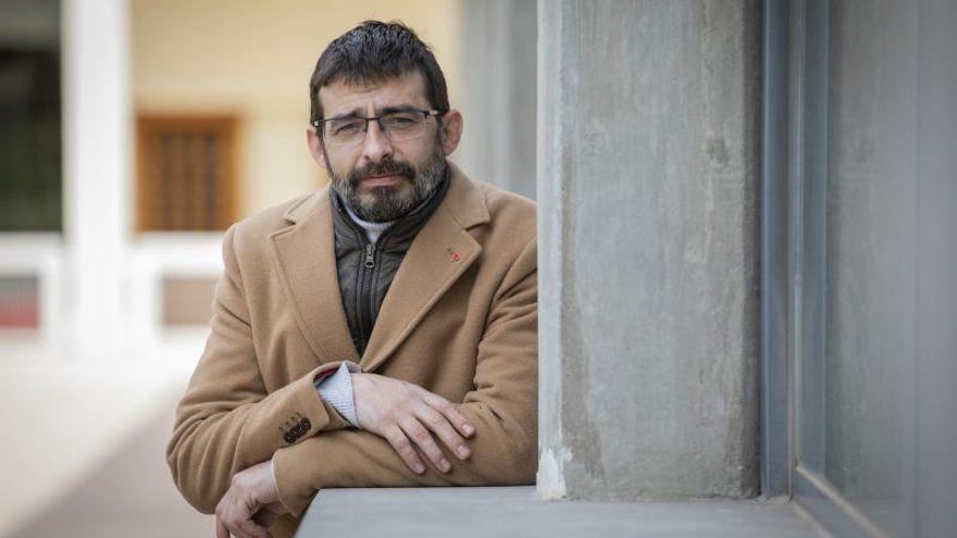 Álvaro Sanz: «IU tampoco entraría ahora  en el Gobierno de Aragón»