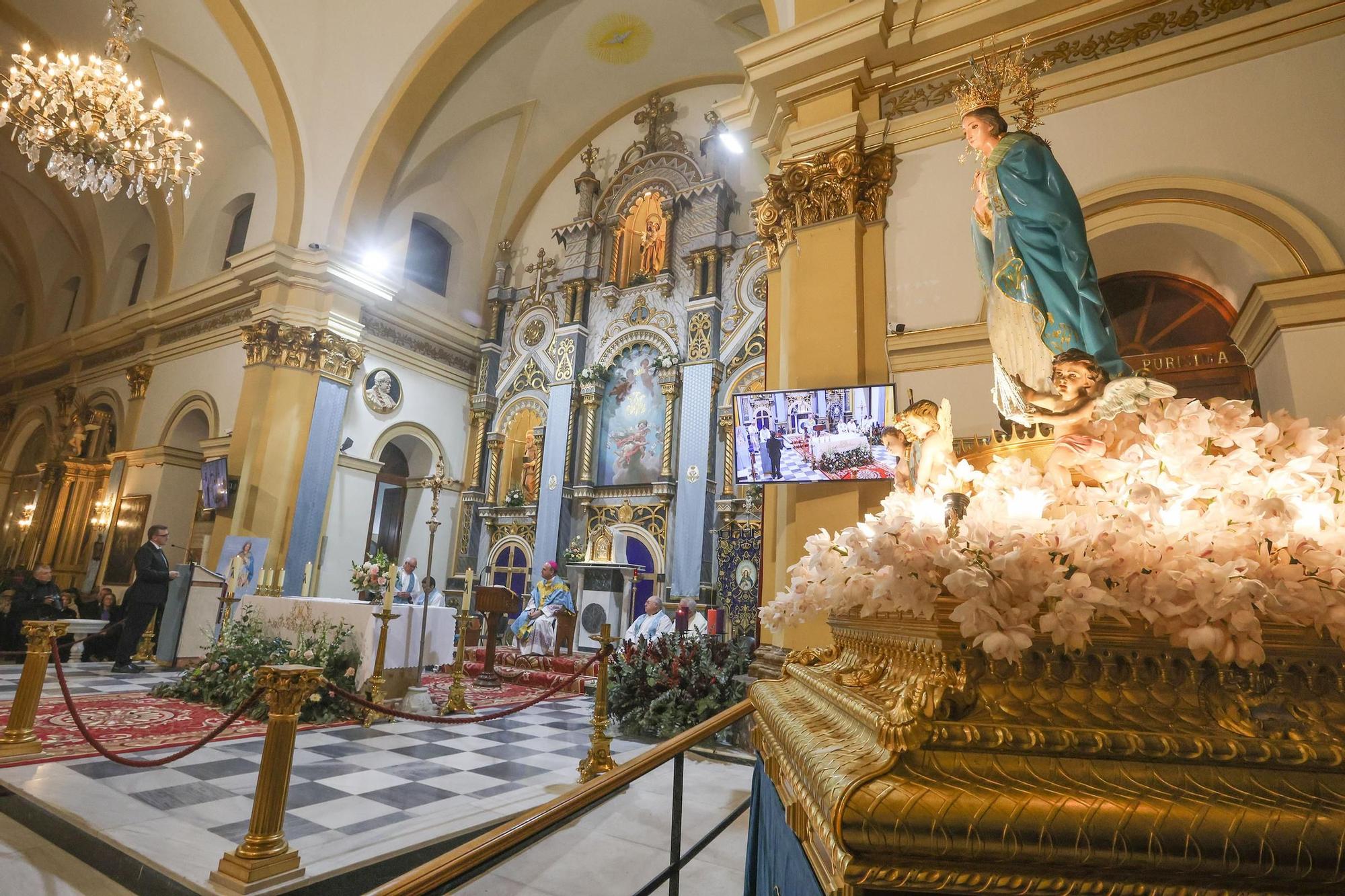 Procesión misa y procesión de la festividad de la Purísima 2023 en Torrevieja