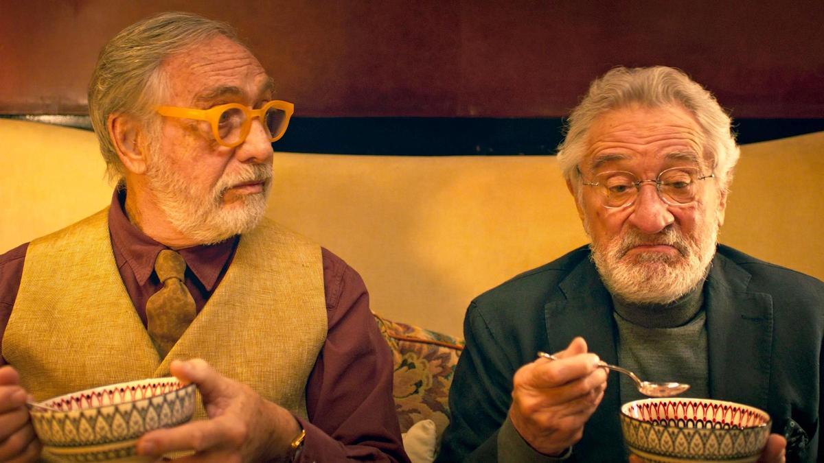 Los actores Luis Brandoni y Robert de Niro en la serie "Nada".