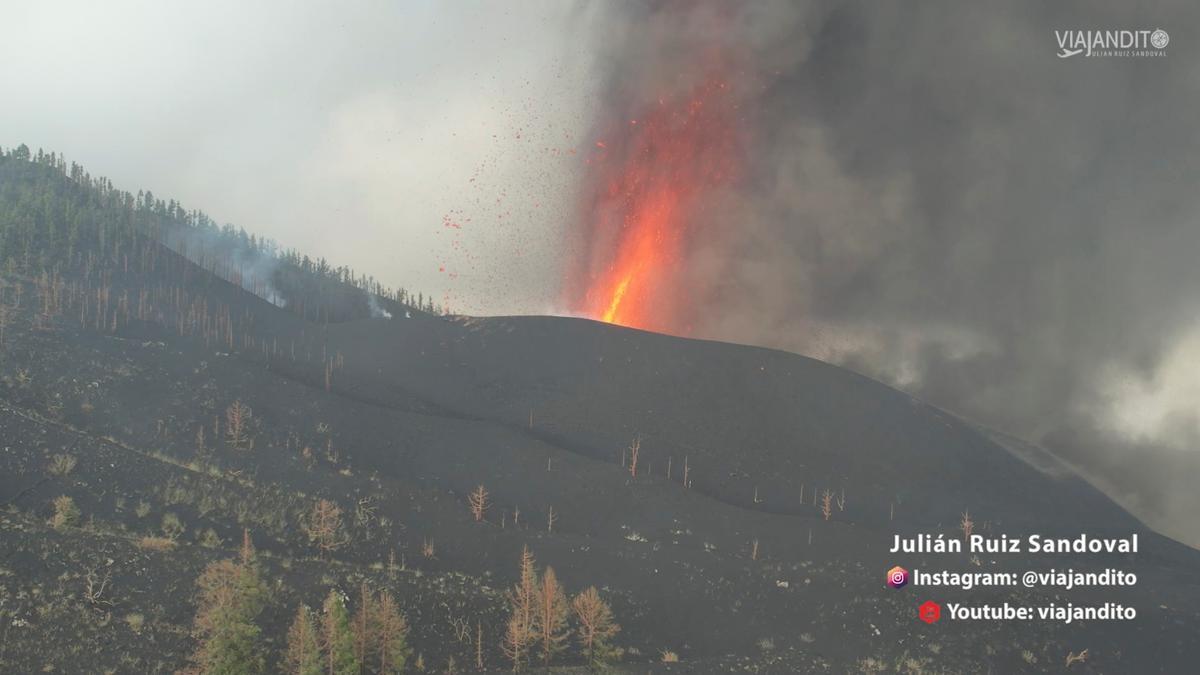 Volcano on Spain's La Palma continues to erupt