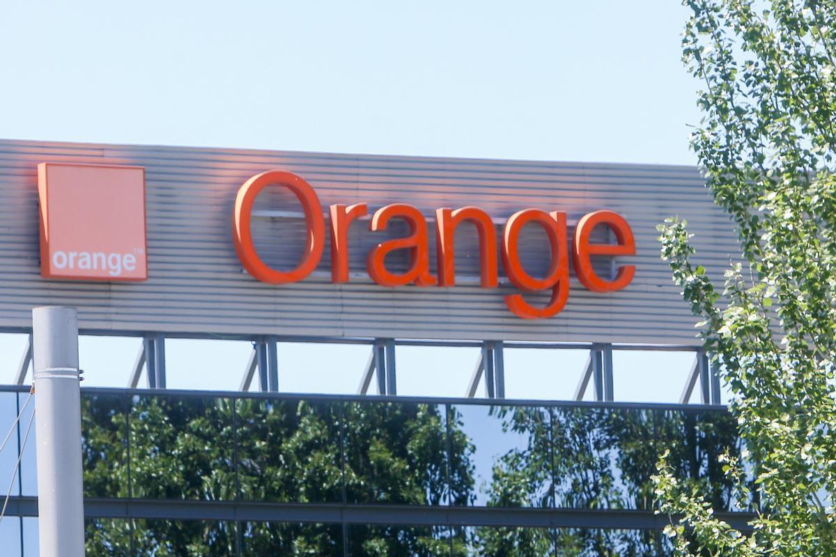 Orange acelera sus ventas en España antes de la fusión con MásMóvil.