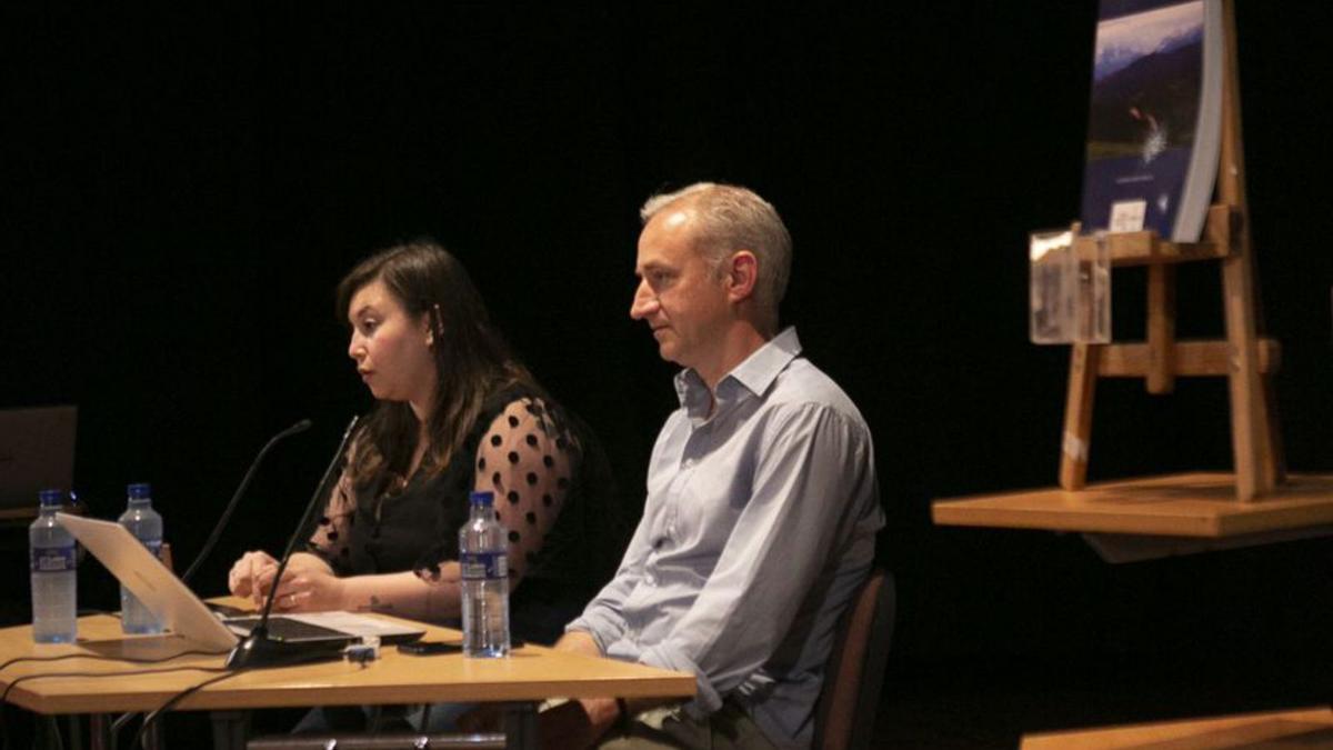 Un momento de la charla, el sábado, en el teatro Clarín. | María Fuentes