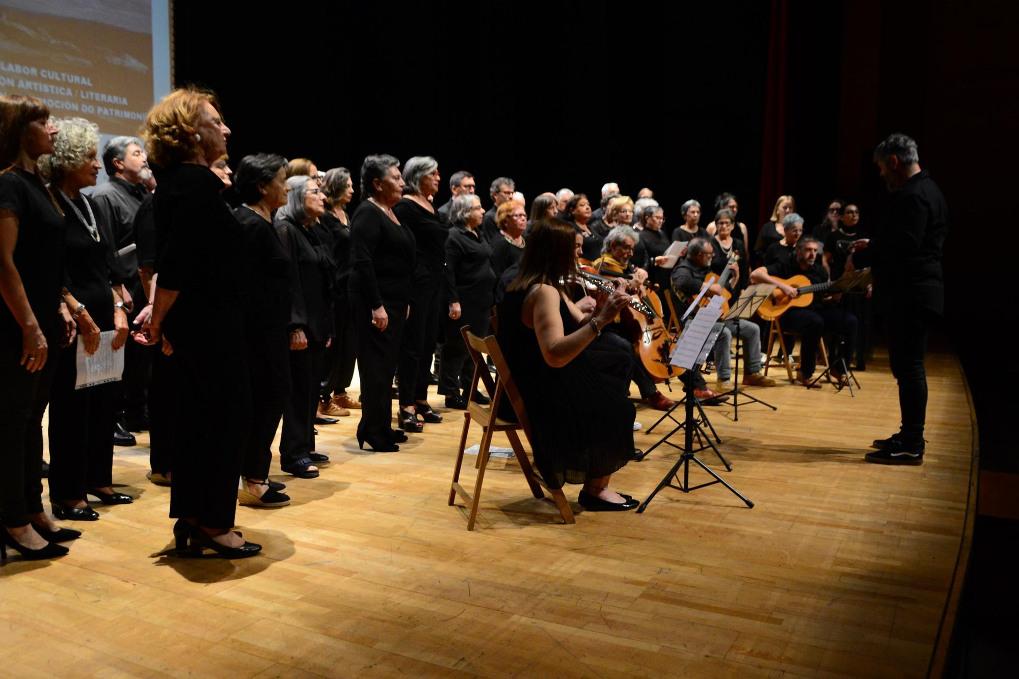Cangas escribe otro capítulo de su cultura