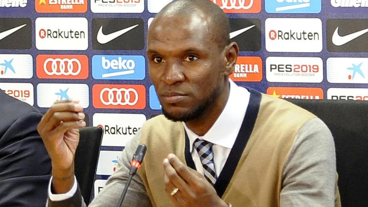 Eric Abidal, en la rueda de prensa de su presentación